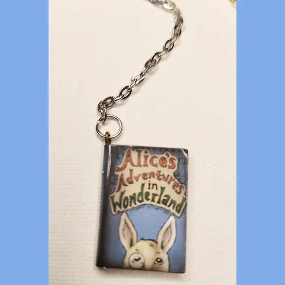 Classic Book Chain Bookmarks - Picture 3 of 4